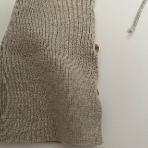 Lauris Long Sleeve Merino Wool Mini Sweater Dress
JACQUEMUS - Picture 14 of 16